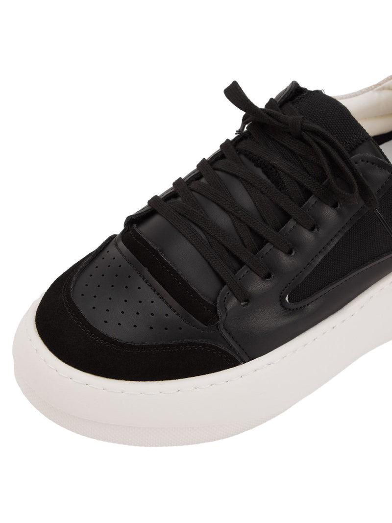 Versatile Centennial Low Leather Sneakers