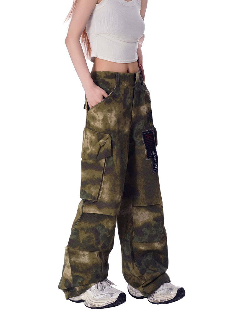 High Street Badge Camouflage Multi-Pocket Pants