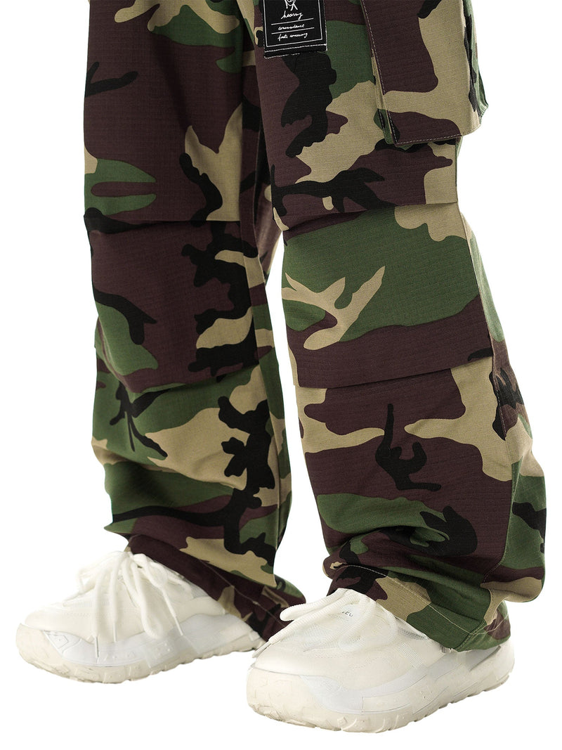 High Street Badge Camouflage Multi-Pocket Pants