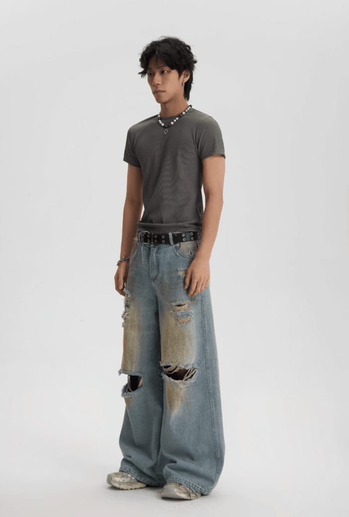 Distressed and Ripped Baggy Jeans with Washed Effect - chiclara