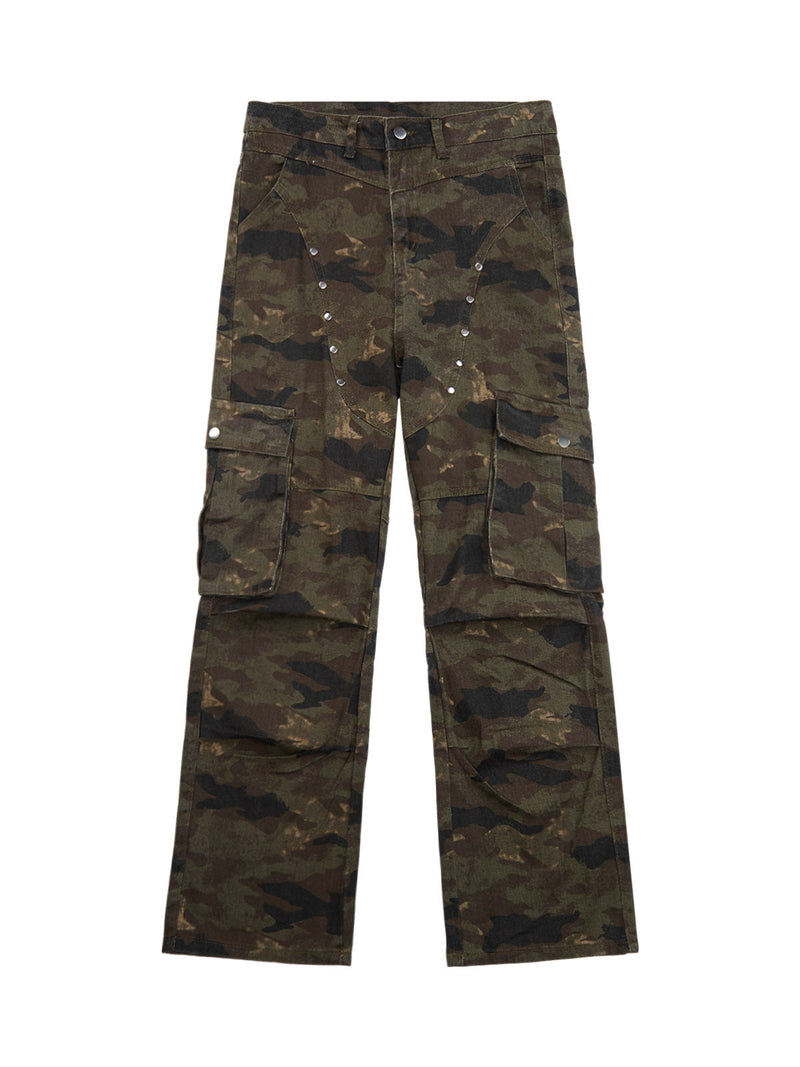 Camouflage Pleated Rivet Pants